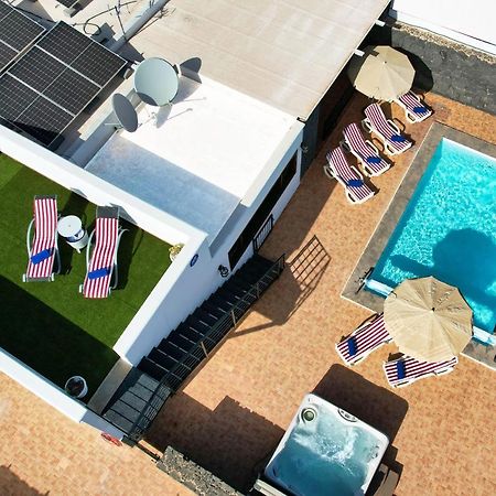 Villa Aurelia-Pool, Jacuzzi And Solarium Playa Blanca  Esterno foto
