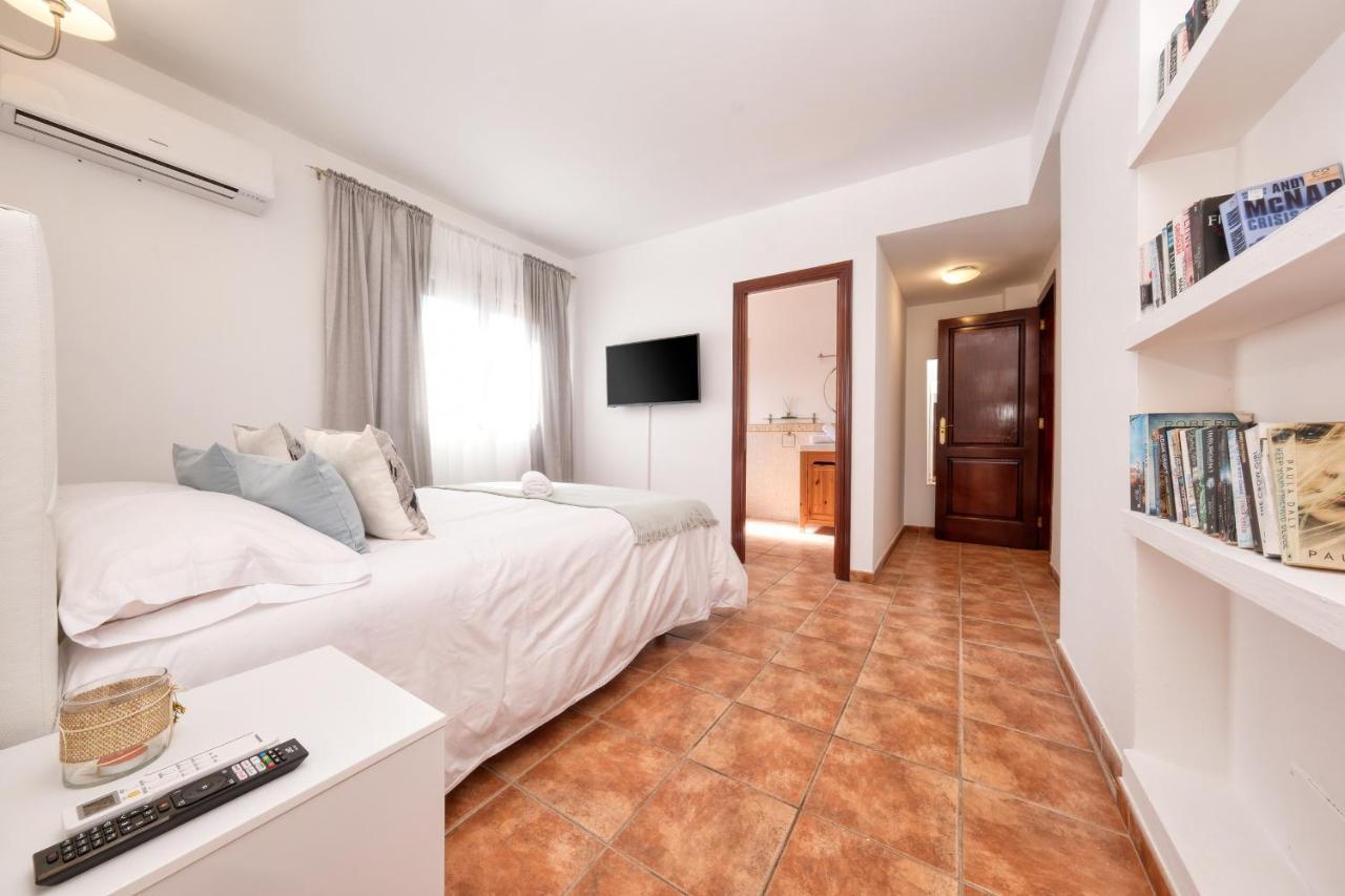 Villa Aurelia-Pool, Jacuzzi And Solarium Playa Blanca  Esterno foto